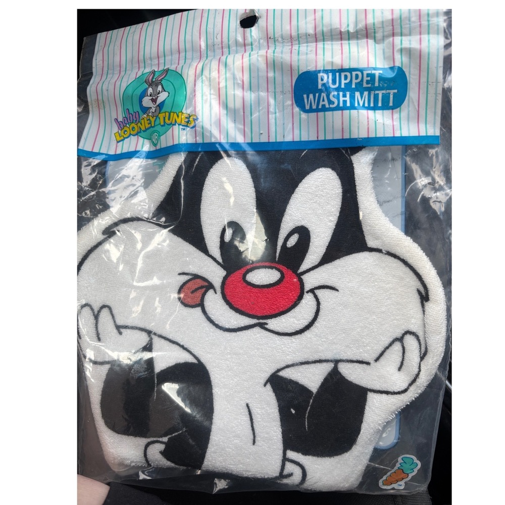 vintage Looney Tunes Sylvester the cat puppet wash Mitt 1997 new sealed NOS.